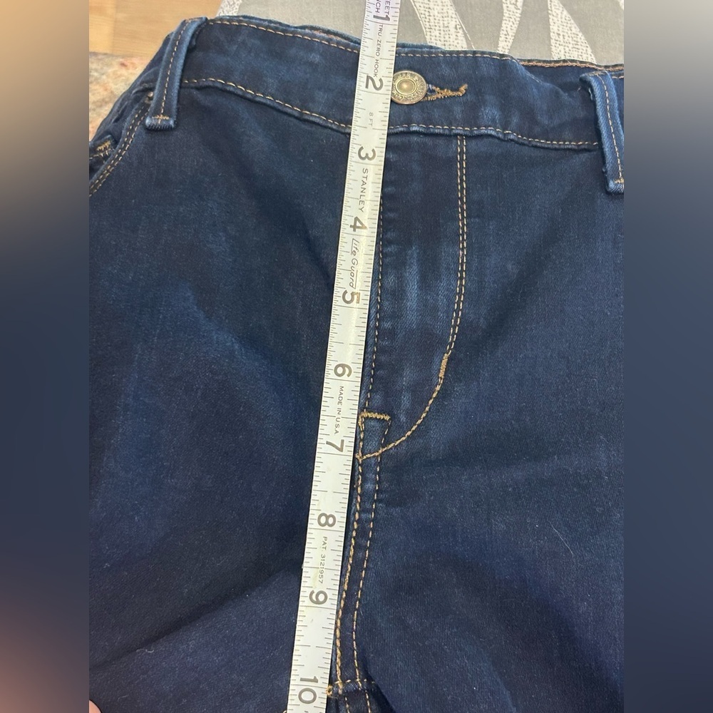 👖”Levi's” Ladies Classic Mid-Rise Skinny Dark Denim Jeans  💙 - Picture 9 of 12